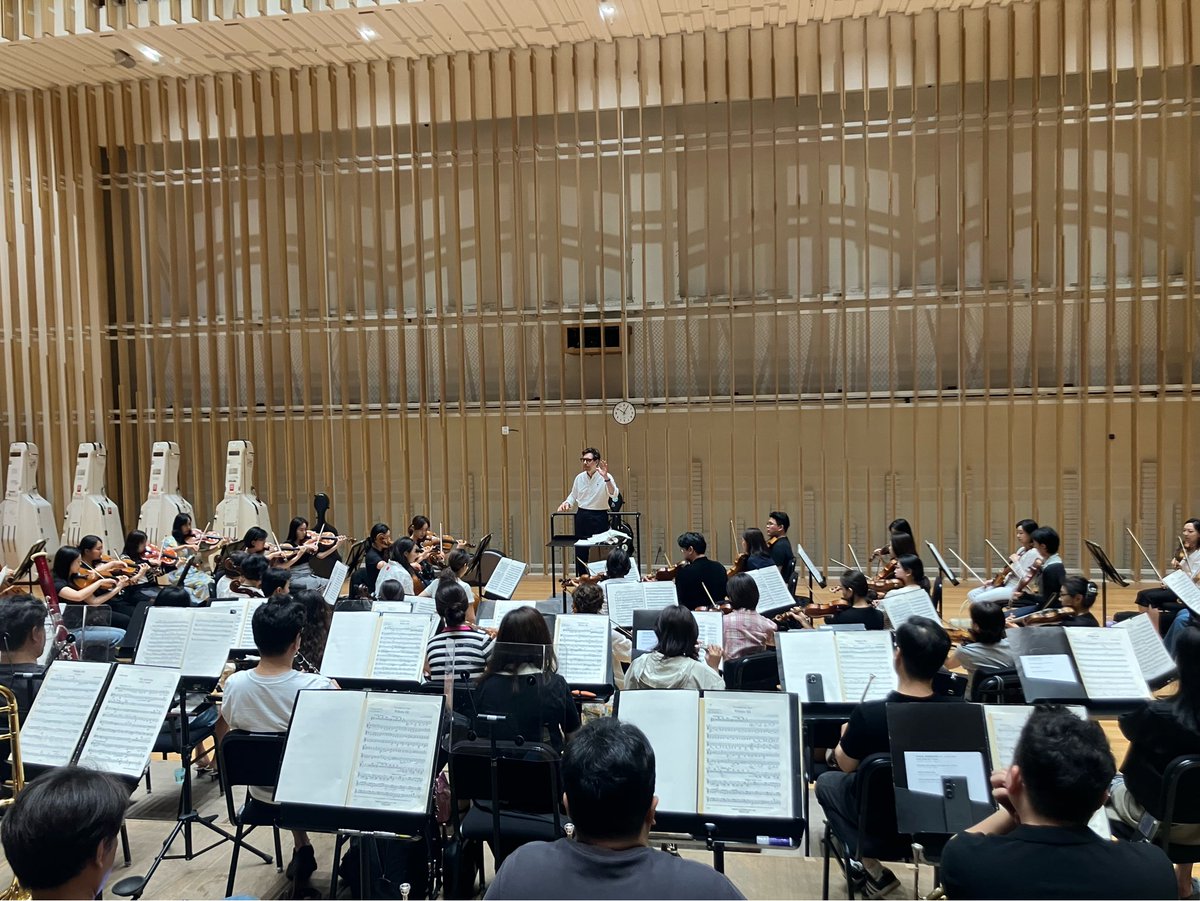 bucheonphil's tweet photo. 강원도 평창의 계촌마을에서 열리는 국내 대표 야외 클래식 축제인 <계촌 클래식 음악축제>에서 6/6 오후 7시에 부천필하모닉오케스트라가 연주합니다.

지역과 예술이 만나는 무대로, 오래 남는 여운을 전하는 계촌 클래식 음악축제에서 펼쳐질 부천필의 공연에 많은 관심과 응원 부탁드립니다:) https://t.co/j5np9tKjpL