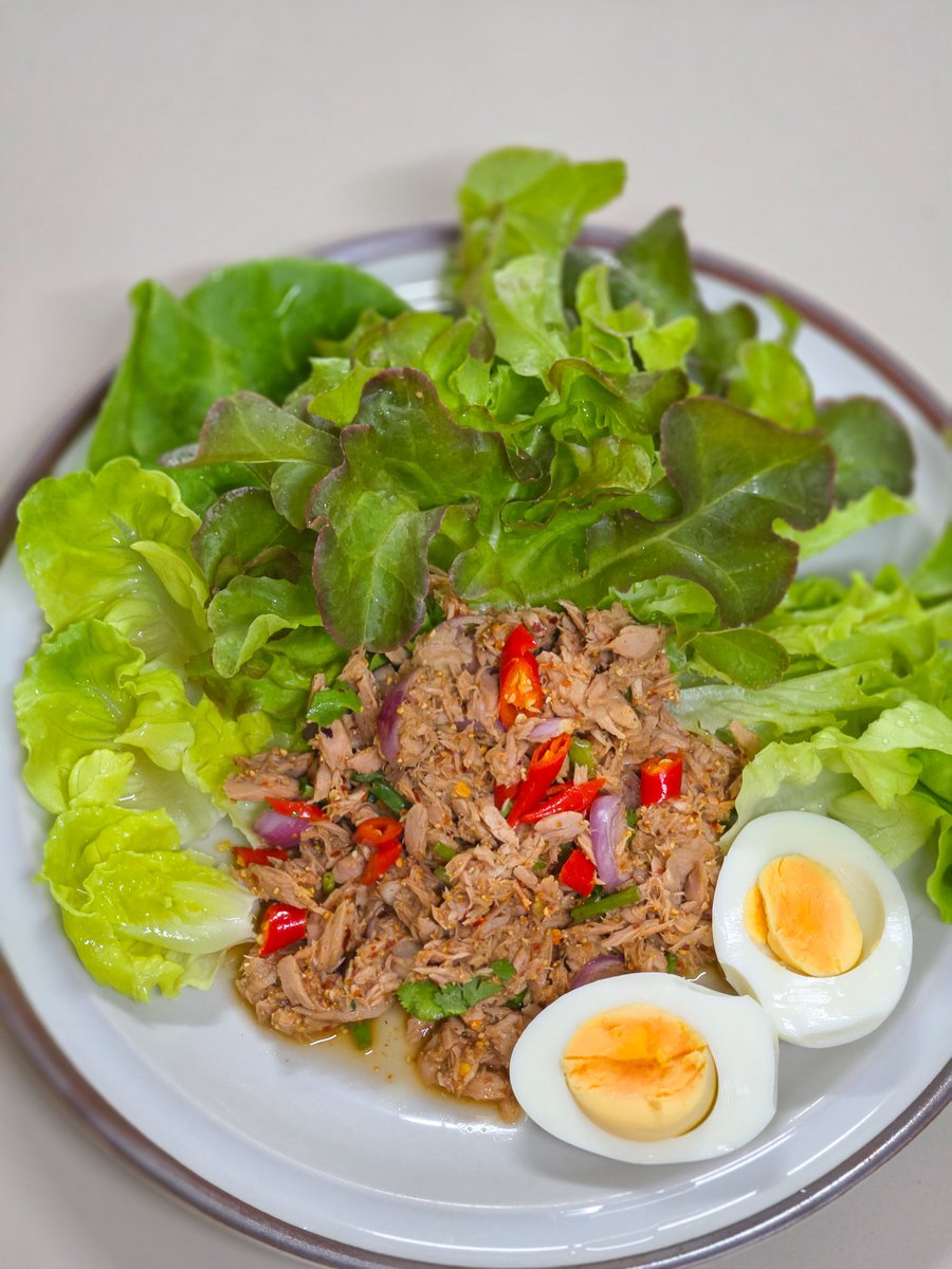 ชป. tweet media