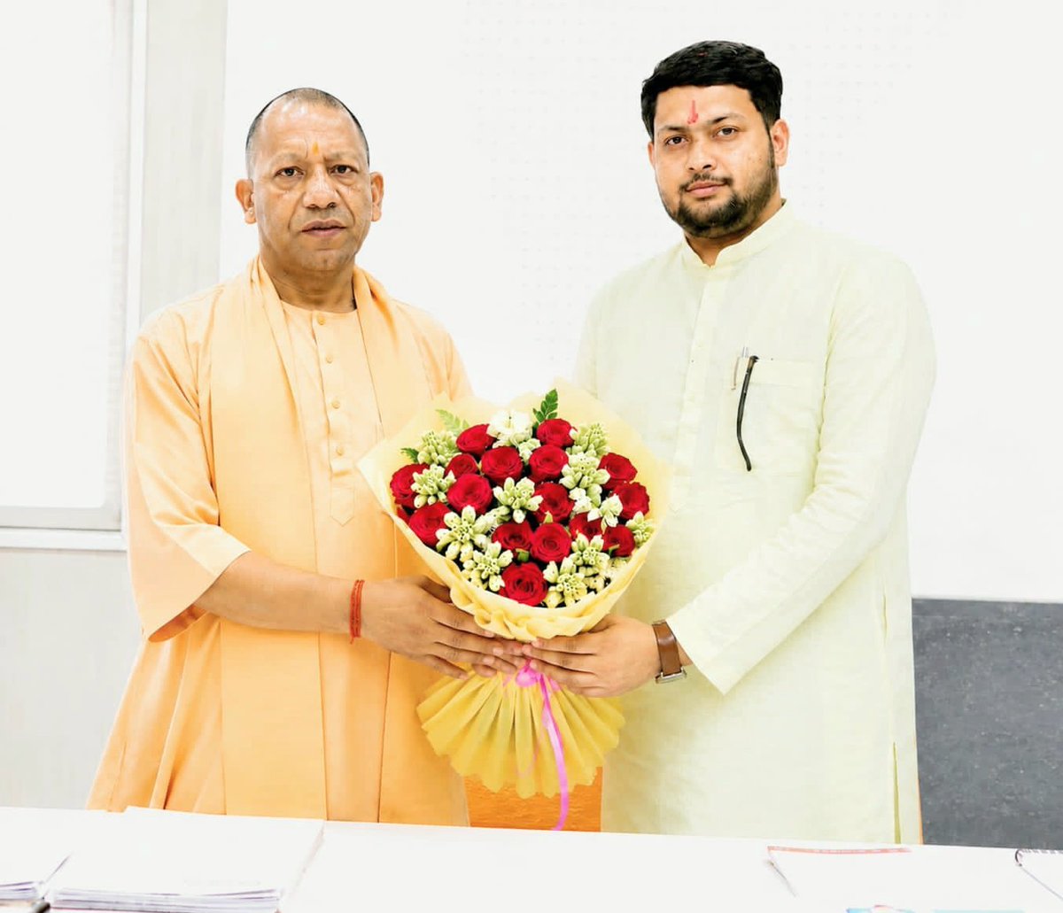 RohitVBJP's tweet photo. उ0प्र0 के विकास को संकल्पित, प्रदेश में सुशासन व कानून व्यवस्था स्थापित करने वाले, हिन्दुह्रदय सम्राट यशस्वी मा0 मुख्यमंत्री आदरणीय श्री @myogiadityanath जी को जन्मदिवस की हार्दिक शुभकामनाएँ, प्रभु श्रीराम से आपके उत्तम स्वास्थ्य व दीर्घायु जीवन की मंगल कामना करता हूँ!
@UPGovt https://t.co/A3FTfmXg7T