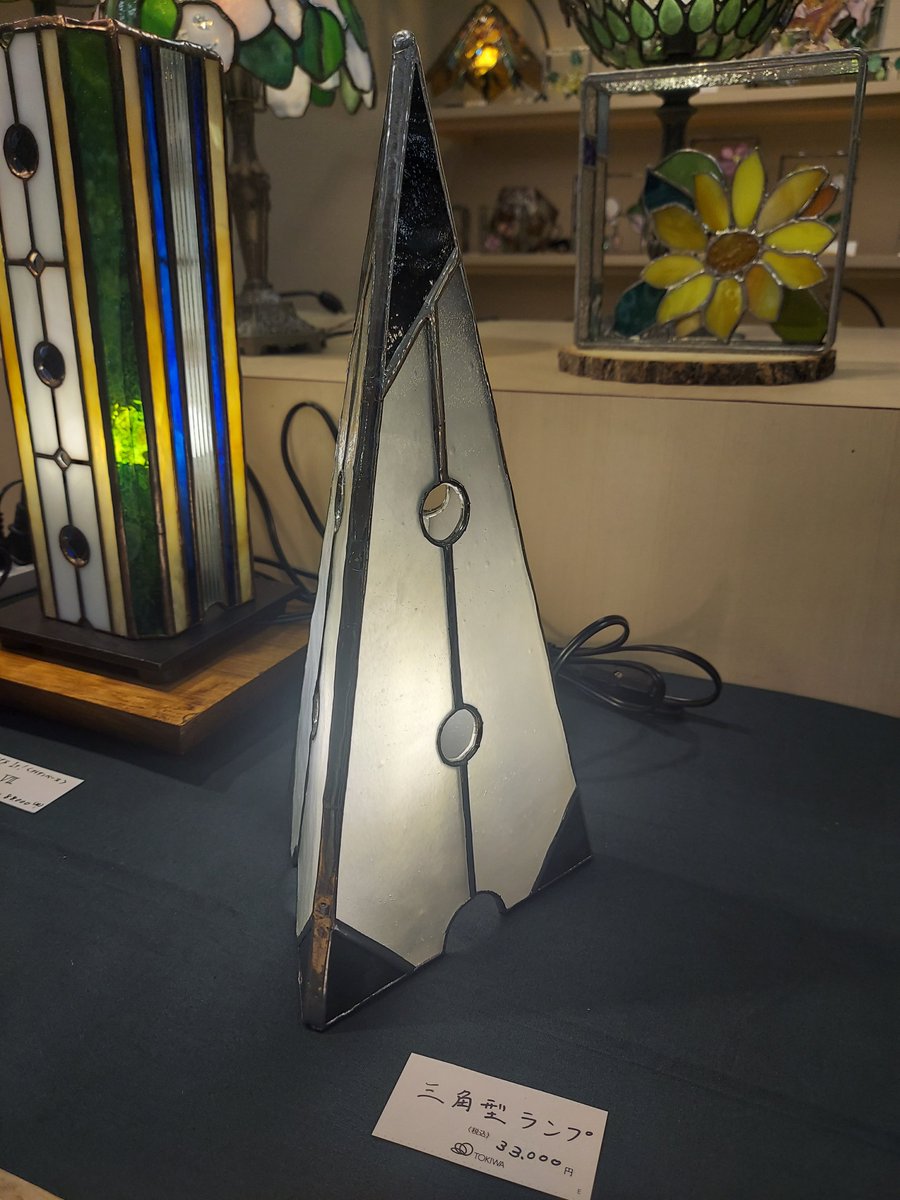 hoashi_sg's tweet photo. #DoYouLikeStainedGlass? https://t.co/98fJxeH7uA