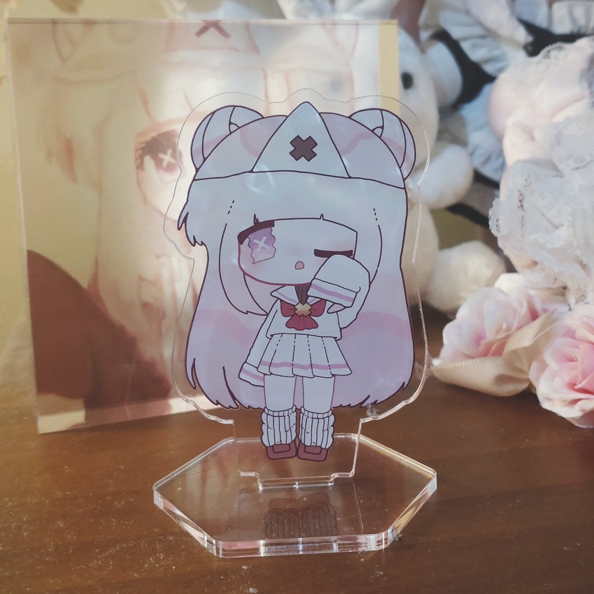 knmltn's tweet photo. 両方届きました！本とアクスタが、出ます
よろしくお願いします( ༝  ̫༝ )♡ https://t.co/114ZgG4Cv4