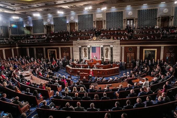 The US House of Representatives approved a bill on aid to Ukraine and ...
