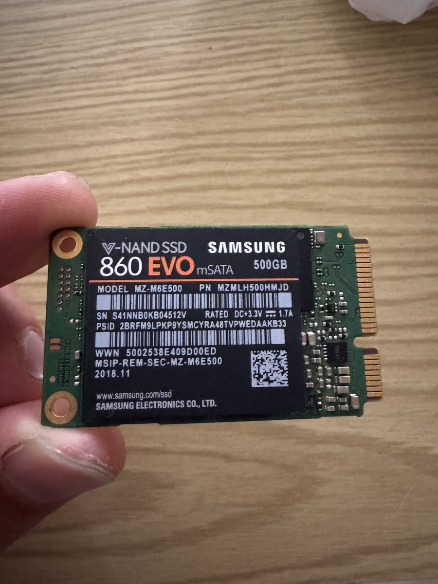 SocketT_P4PDPEE's tweet photo. ThinkPad X230の魔改造にやっと着手したが…
パーツの相性なのかクローンソフトが悪さしてるのか知らんけどなかなか安定してくれないw https://t.co/KYWjODsNCG