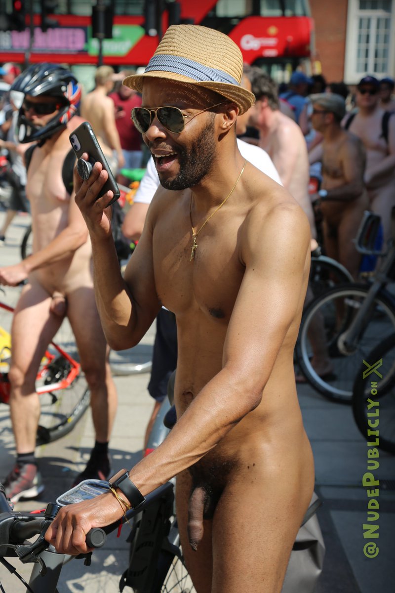NudePublicly's tweet photo. "Hey dad Im stark bollock naked in the centre of London!"

More pictures of the willing @NudePublicly

#WNBR #wnbr #WorldNakedBikeRide #malenude #nakedinpublic #nakedman #nudeman #nudeoutdoors #outdoornudity #publicnudity #nudism #nudismo #nudist #nudista #naturismo #naturista #naturism #naturist #fkk #NormalisingNudity