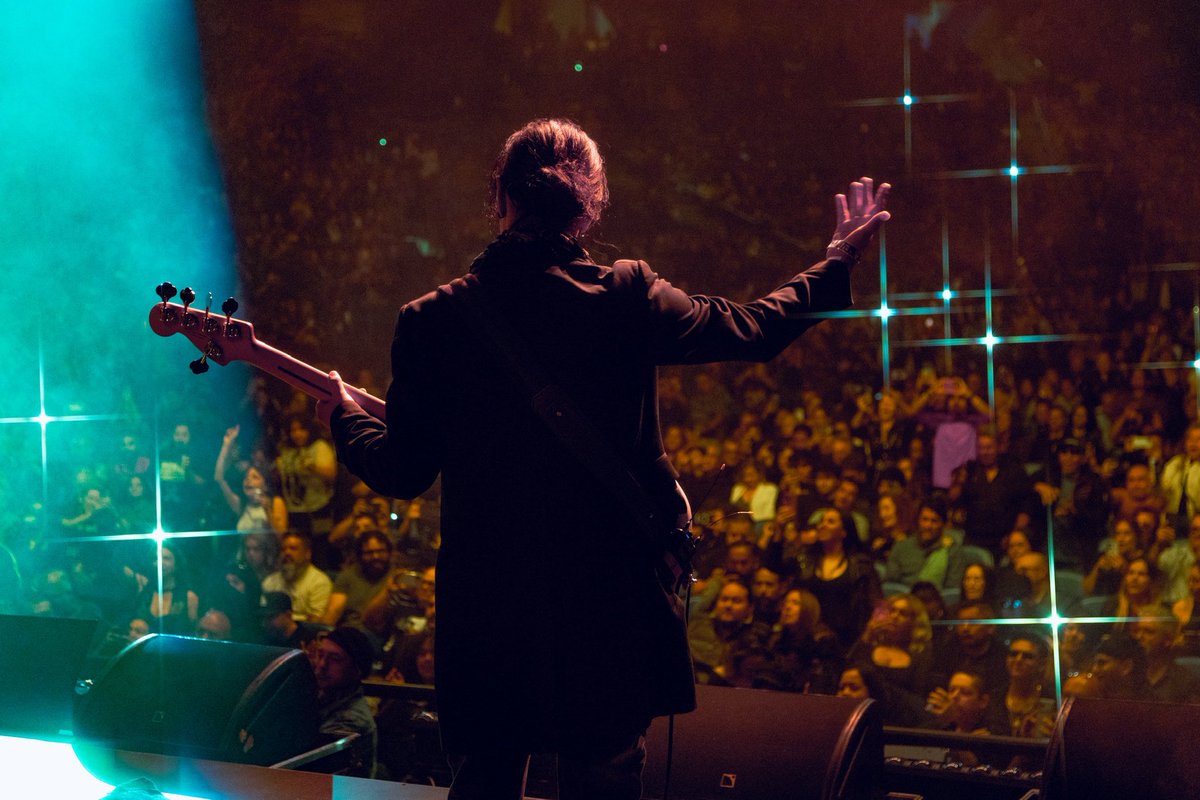 fusionchild's tweet photo. La Unión Live @ToyotaArena https://t.co/ffLbi6zNW6