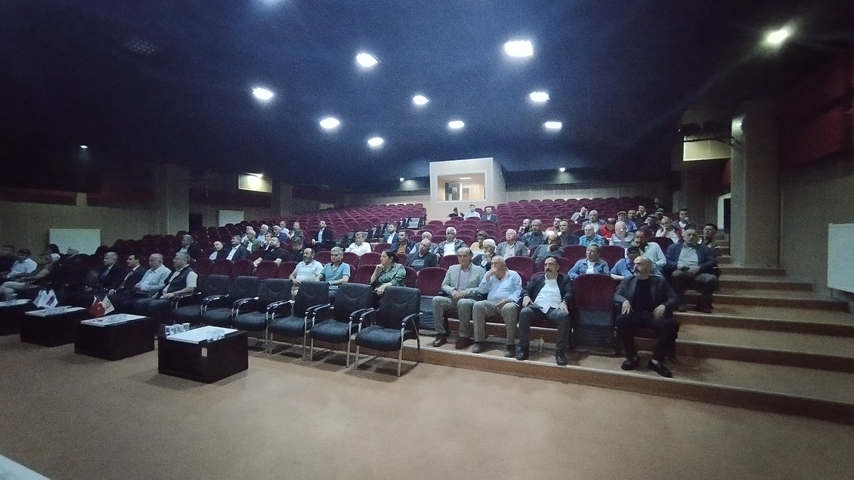 tkdkkastamonu's tweet photo. Araç Yerel Eylem Grubu Derneğinin düzenlemiş olduğu “IPARD Ortak Masası-Yerel Kalkınma Stratejisi Eğitimi” programına katıldık. Programda 2026 yılı çağrı takvimimiz ve IPARD-III desteklerimiz hakkında bilgi verdik. https://t.co/Rbj5ZKfE0i