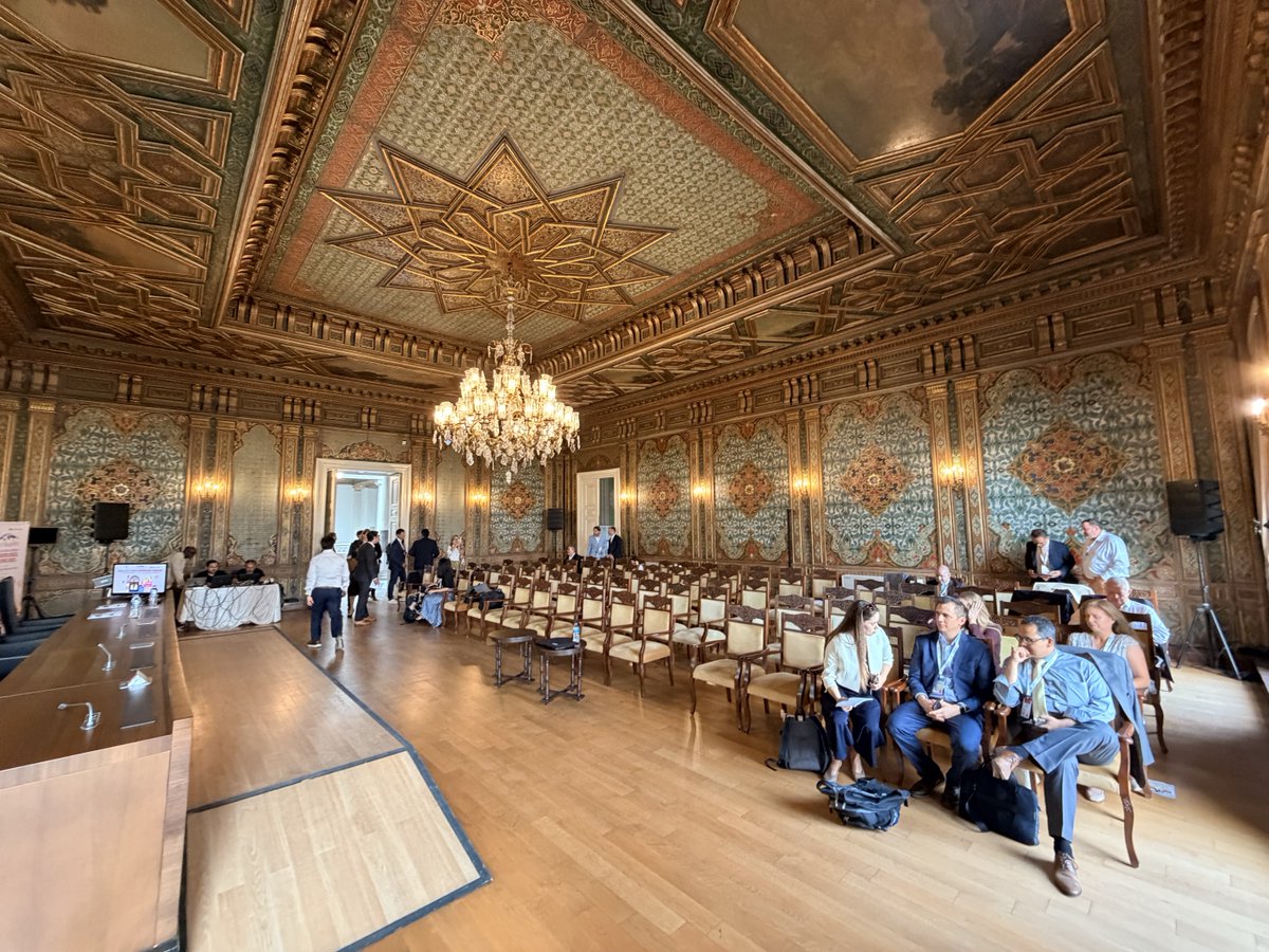 OTRAXER's tweet photo. BN185: Talents2026! Its now. Istanbul 50invited faculty,50 industry representatives. 1,5d of discussions in Endourology in friendly atmosphere.Karen Stern &amp;Alba Sierra del Rio as chairwomen,Emre Sener &amp;Tzevat Tefik as local hosts.Endorsed by EAU Endourology&amp;Endourological Society https://t.co/hB42oQwfgX