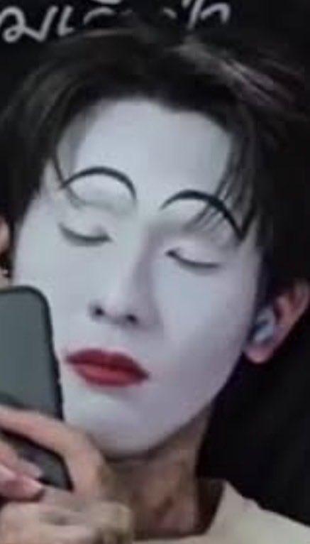 MisterGrtsp's tweet photo. เส็งคลุกฝุ่น                  ย้งชุบแป้ง https://t.co/AZVO44XLmX