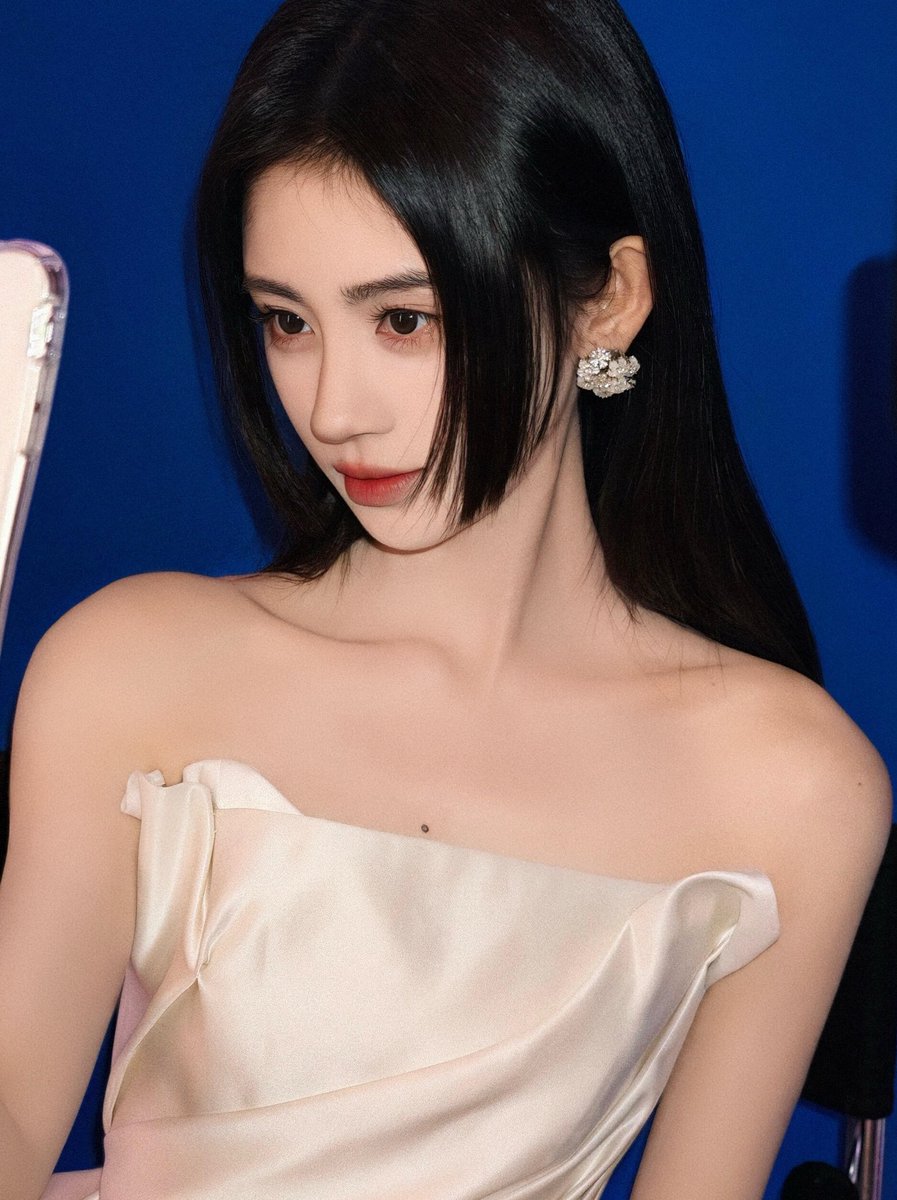 리내 tweet media