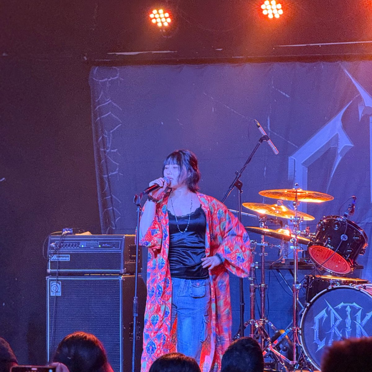 paradox_somnie's tweet photo. Small CRTK photo thread of tonight's concert courtesy of my friend whose camera is far better than mine 💀 #CRTK #ChRockTikal #CRTK_The_Beginning_Tour #크록티칼 https://t.co/hfZMIqD0xt