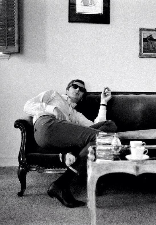 Mas97646Masia's tweet photo. Michael Caine by Billy Ray, 1966 https://t.co/zh96UqpRgI