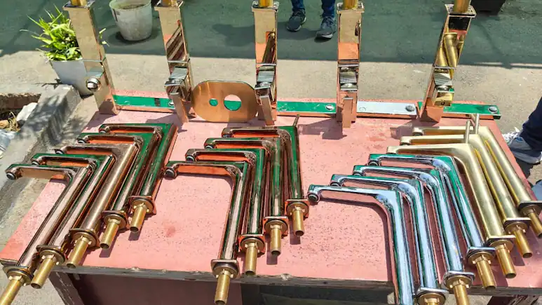 ndtv's tweet photo. Nagpur Boys Steal Taps Worth Rs 6.5 Lakh To Buy iPhones For Girlfriends
https://t.co/o5uYe0mcDz https://t.co/Jnl3IY5QkU