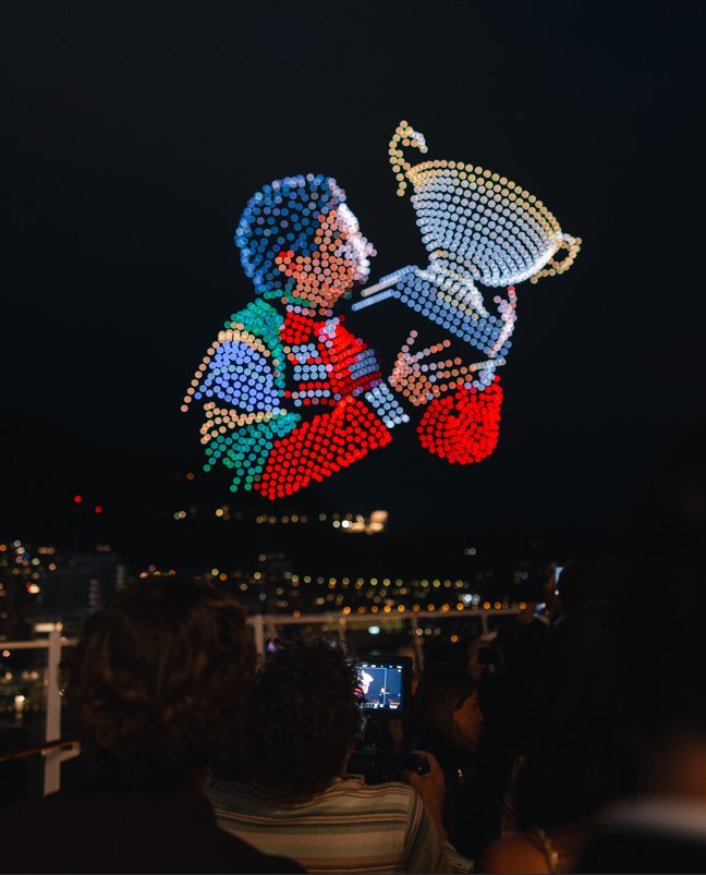 F1Media's tweet photo. Formula 1 set a new benchmark for sporting entertainment last night, delivering Europe’s largest ever drone show above Port Hercule in Monaco while announcing a landmark 10-year extension of @F1LasVegas through 2037, as part of the opening celebrations for the FORMULA 1 LOUIS VUITTON GRAND PRIX DE MONACO 2026 this weekend. 
 
Featuring 3,050 drones, the record-breaking aerial display stretched up to 600ft high and 800ft wide, illuminating the riviera skyline in a breath-taking fusion of technology, entertainment, and sport.

For more information, read below:
https://t.co/QxM0YrPGQ1