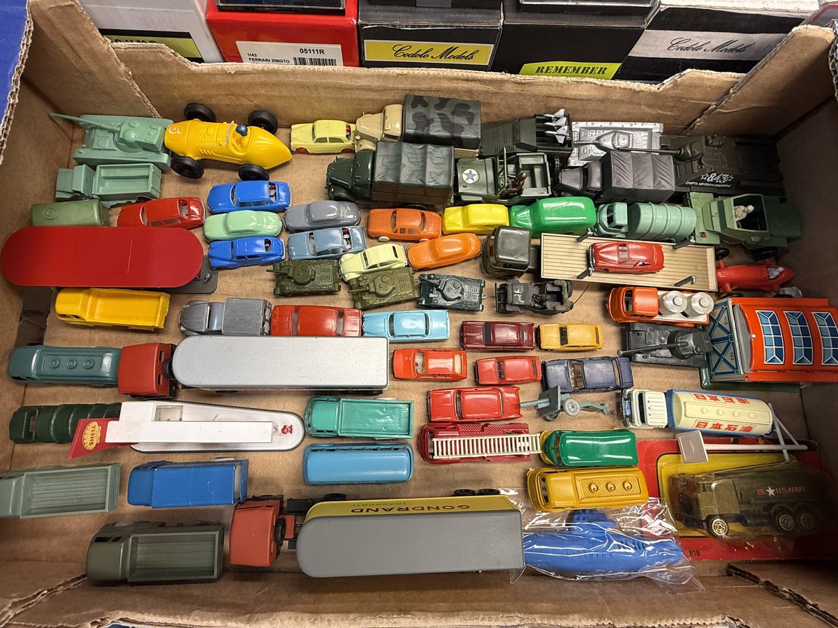 cars_tiny's tweet photo. Varie piccole obsolete Viking Lima Cadum Pax Mercury ecc. #tinycars #lima #viking #scaleho #scale187 https://t.co/SD9TVH8w5l