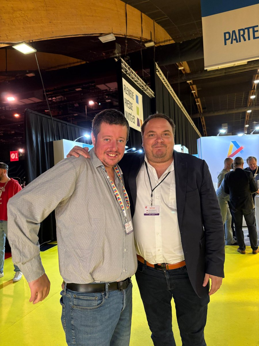 fabien_gay's tweet photo. Très belle journée au congrès de la CGT. Plaisir d’y retrouver amis et camarades de l’énergie, cheminot, industrie, services publics…
Bonne conclusion à tous les congressistes ! https://t.co/tx4xBknMdT