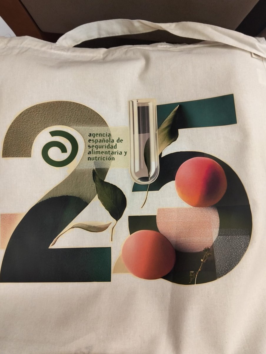 ceapa_oficial's tweet photo. #CEAPA ha estado presente en la jornada del 25 aniversario de la @AESAN_gob_es, en la que ha participado @pbustinduy, ministro de @MSocialGob. ¡Felicidades a la @AESAN_gob_es por su gran labor en estos 25 años!🎉
#AESAN25 https://t.co/oiN91aSAIS
