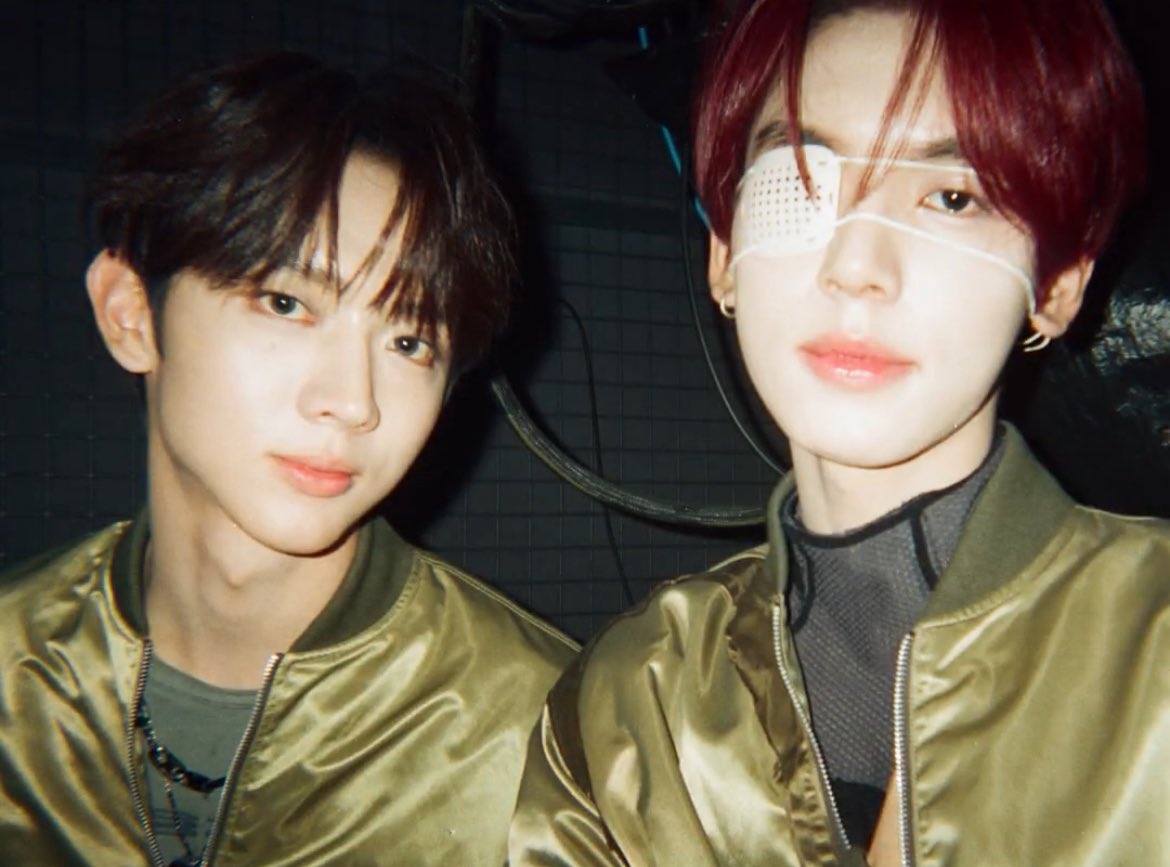 07hanpics's tweet photo. The Kpop update #HANYUJIN https://t.co/BJl754uYtP
