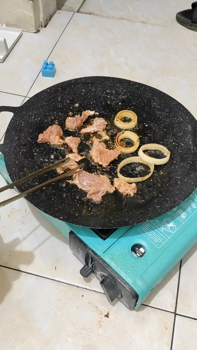 msfathunnisa's tweet photo. Spill yg kmaren aku pake👇

Kompor portable under 100k https://t.co/i5k7tP43Np
Grill pan anti lengket 30k https://t.co/rqvo74WNY4
Capitan panggang daging https://t.co/SxO65C5zJE

Selamat mencobaa🥰 https://t.co/f6eVz9iqlP