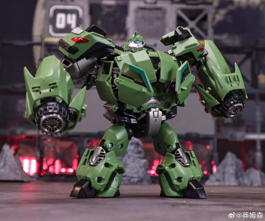 KiWyvern's tweet photo. APC Toys/Gear Factory - makes updated Voyager to Leader Class sized figured of the old TFP toys and gives them more accessories, better plastic, better paint, and has great prices! https://t.co/USr6UbFIBk
