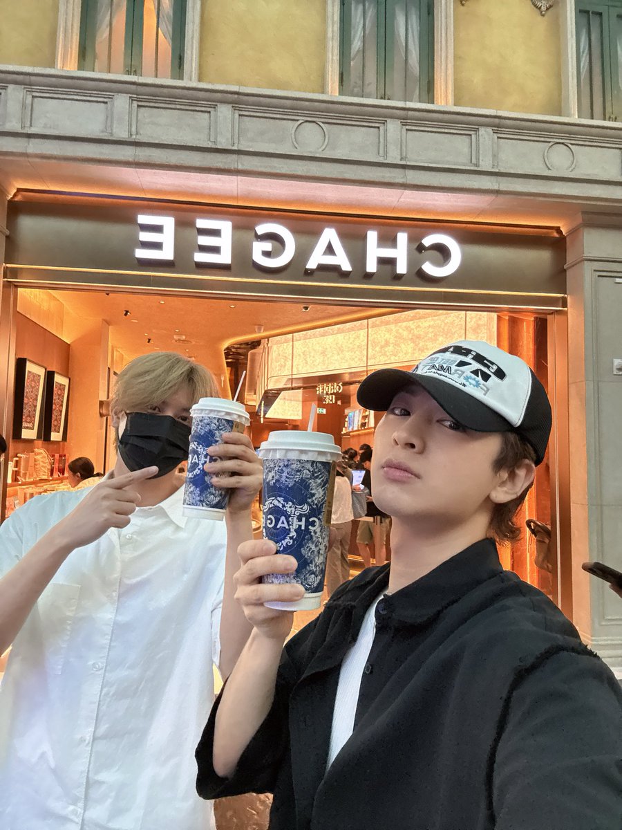 sssong6823's tweet photo. 차지를 차지했다 🍵 https://t.co/41Fe0orDyG
