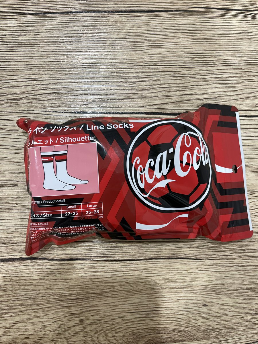 ACKEY__46's tweet photo. 今日発売のコーラ買ってみた。 https://t.co/skUAqagb29