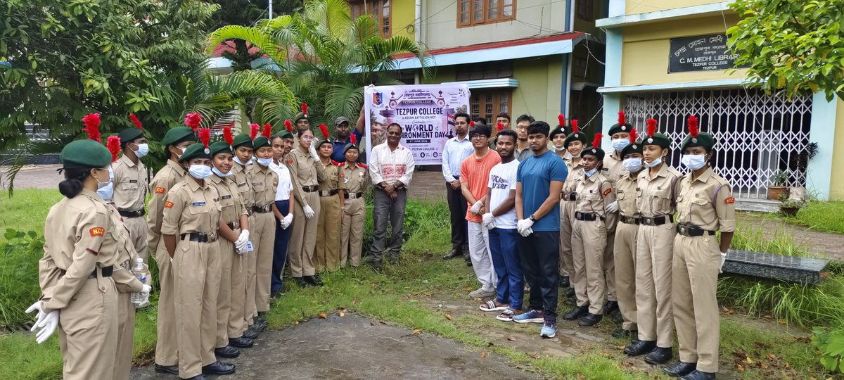 ncc_gp's tweet photo. World Environment Day-05 June 
Cadets of Tezpur College ,5 Assam Bn NCC org a Clean Up  &amp; Plantation Drive at Tezpur Town &amp; Agnigarh Around 100 saplings  planted by  Cadets &amp;  importance of  events was emphasised by the cadets to Civ Society
@nccner
@HQ_DG_NC https://t.co/F43I7exkl1