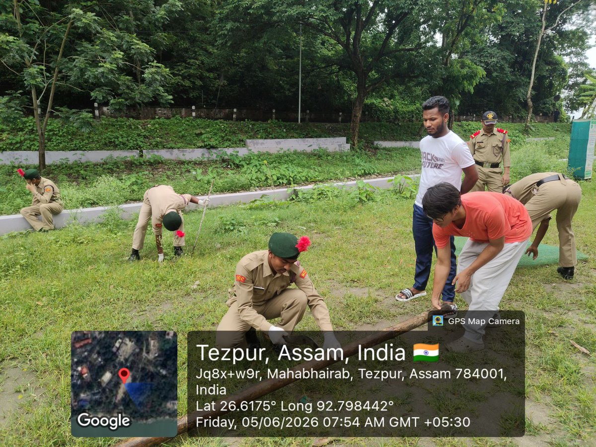 ncc_gp's tweet photo. World Environment Day-05 June 
Cadets of Tezpur College ,5 Assam Bn NCC org a Clean Up  &amp; Plantation Drive at Tezpur Town &amp; Agnigarh Around 100 saplings  planted by  Cadets &amp;  importance of  events was emphasised by the cadets to Civ Society
@nccner
@HQ_DG_NC https://t.co/F43I7exkl1
