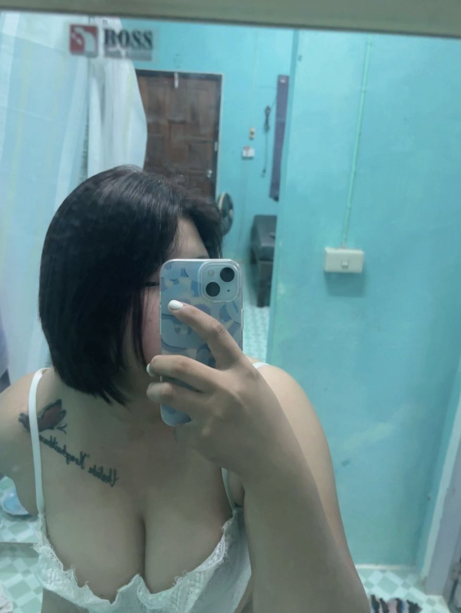 chalida_f16's tweet photo. พรุ่งนี้ว่างกลางวันงับ💓💦💦 #เดชอุดมลับๆ #เดชอุดม
#อุบลนัดเย็ https://t.co/r5xWa2UtRp
