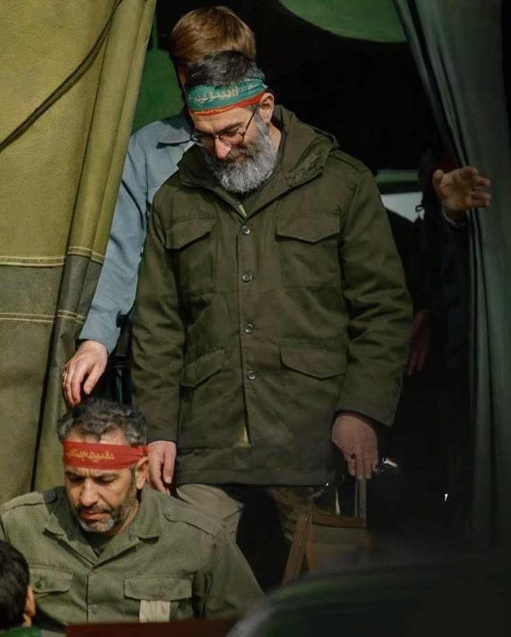 313Tarin's tweet photo. مدافع حرم انقلاب اسلامی 
مدافع ایران اسلامی 
مدافع مردم ایران در برابر زورگویان جهان

#فالوبک_تضمینی https://t.co/kwdDyZ3bYL