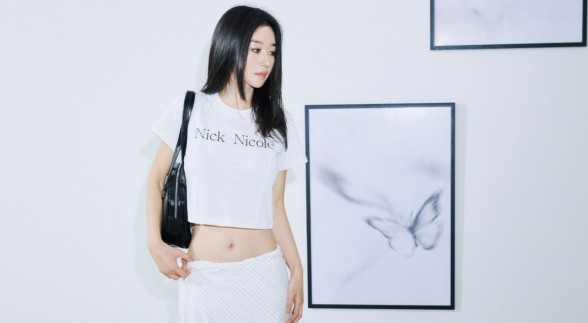 teddyb114's tweet photo. Seo Yea Ji x Nick &amp; Nicole 

26 SUMMER COLLECTION

(Desktop ver.)

#SeoYeaJi #서예지 #ซอเยจี 
#NickNicole #닉앤니콜 https://t.co/j0Olo7HIGG