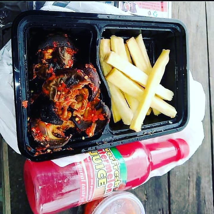 StilAgroHub's tweet photo. Friday 5th June in Lagos 🇳🇬

Chilling with the guys today? Don’t forget to treat yourself right 💪

Grab our fortified snail food — rich in protein for muscle strength and packed with Vitamin B5 to support energy production ⚡️

Eat well. Stay strong. Enjoy your Friday. https://t.co/kiqZbVtYtR