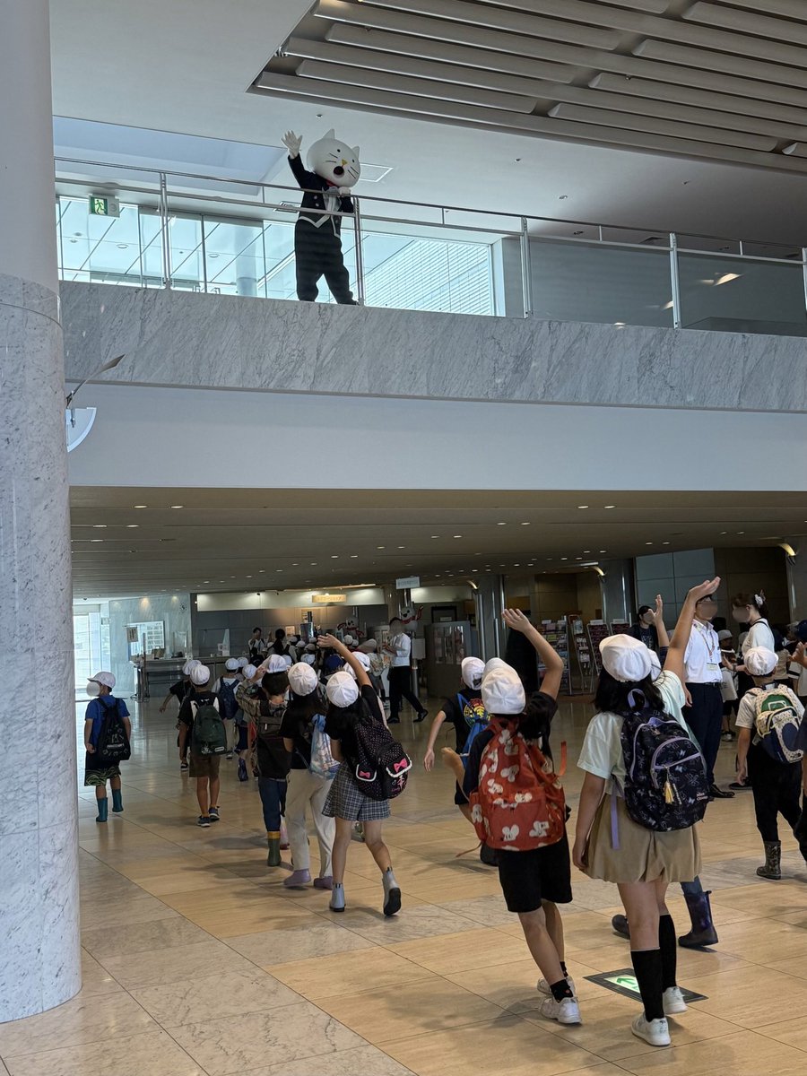 biwakohall's tweet photo. 【びわ湖ホール 音楽会へ出かけよう！ ホールの子事業】
過去最多の8日間16公演、すべて終演✨
約17,000人の子どもたちに音楽を届けることができました！
びわ湖ホールや市町のホールで、また #ホールの子 のみなさんと会えることを願っています😌

#また会おうね https://t.co/HWyridSx8d