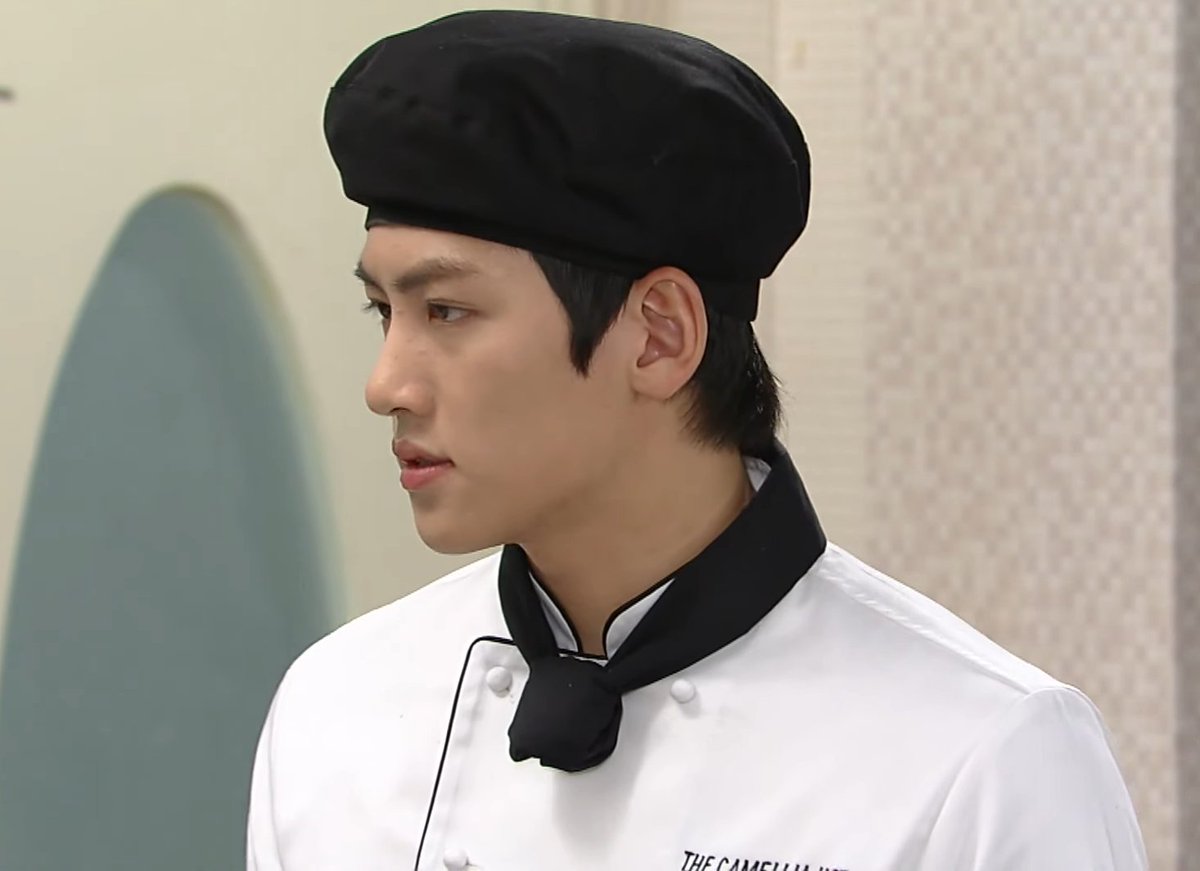 sin_gularity1's tweet photo. Handsome Ji Chang Wook!🥰😍♥️🤩
#jichangwook #지창욱 #smiledonghae https://t.co/qlTpGTg3Rv