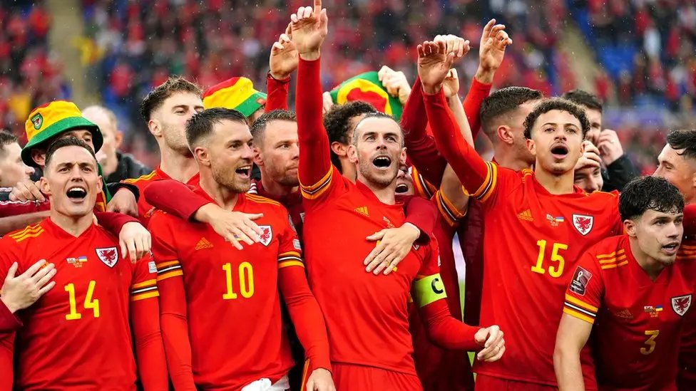 WiciCymru's tweet photo. Four years ago this day in 2022 the 🏴󠁧󠁢󠁷󠁬󠁳󠁿  Wales national football team qualified for the World Cup, when Gareth Bale scored against Ukraine.

🏴󠁧󠁢󠁷󠁬󠁳󠁿 The Nation of Wales proudly plays on the world stage. Big enough, strong enough..
https://t.co/gyWMWbMeFv

📷 PA MEDIA on Fair Use https://t.co/VXvBrMQjYt