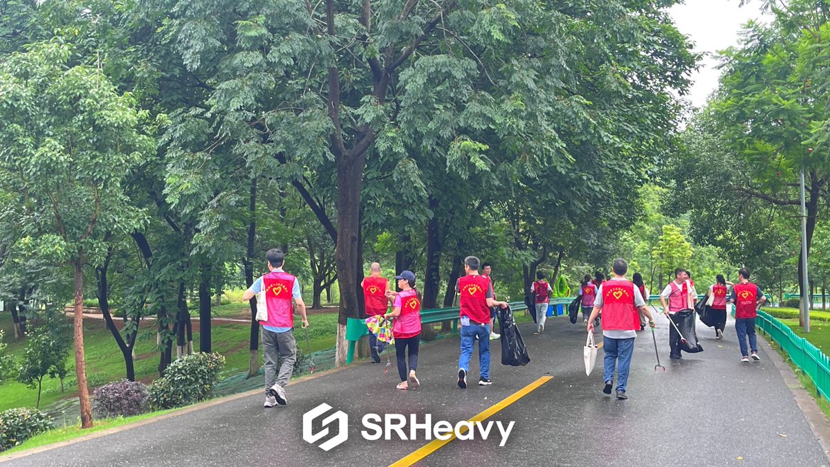 ShaoruiHeavy's tweet photo. 🌍World Environment Day♻️

Our team gathered at Shaoguan Shibei Lake for a lakeside run and environmental clean-up activity, turning commitment into real action🌱

Proud to stand together for a greener future. 💚

#WorldEnvironmentDay #Sustainability  #GreenFuture #SRHeavy https://t.co/fBjrVCPjTF