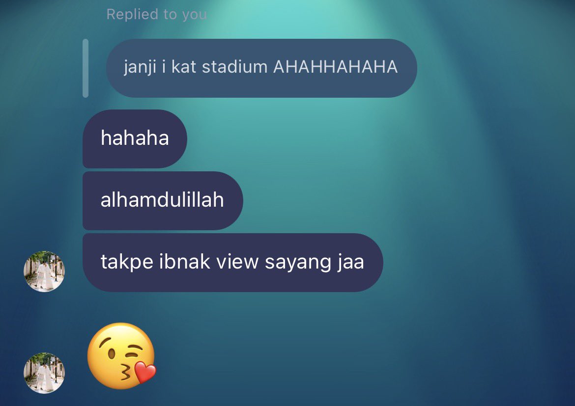 0umoonl's tweet photo. my atm kad happy sbb tak dapat seat vip🤨 https://t.co/NTfvtQSww2