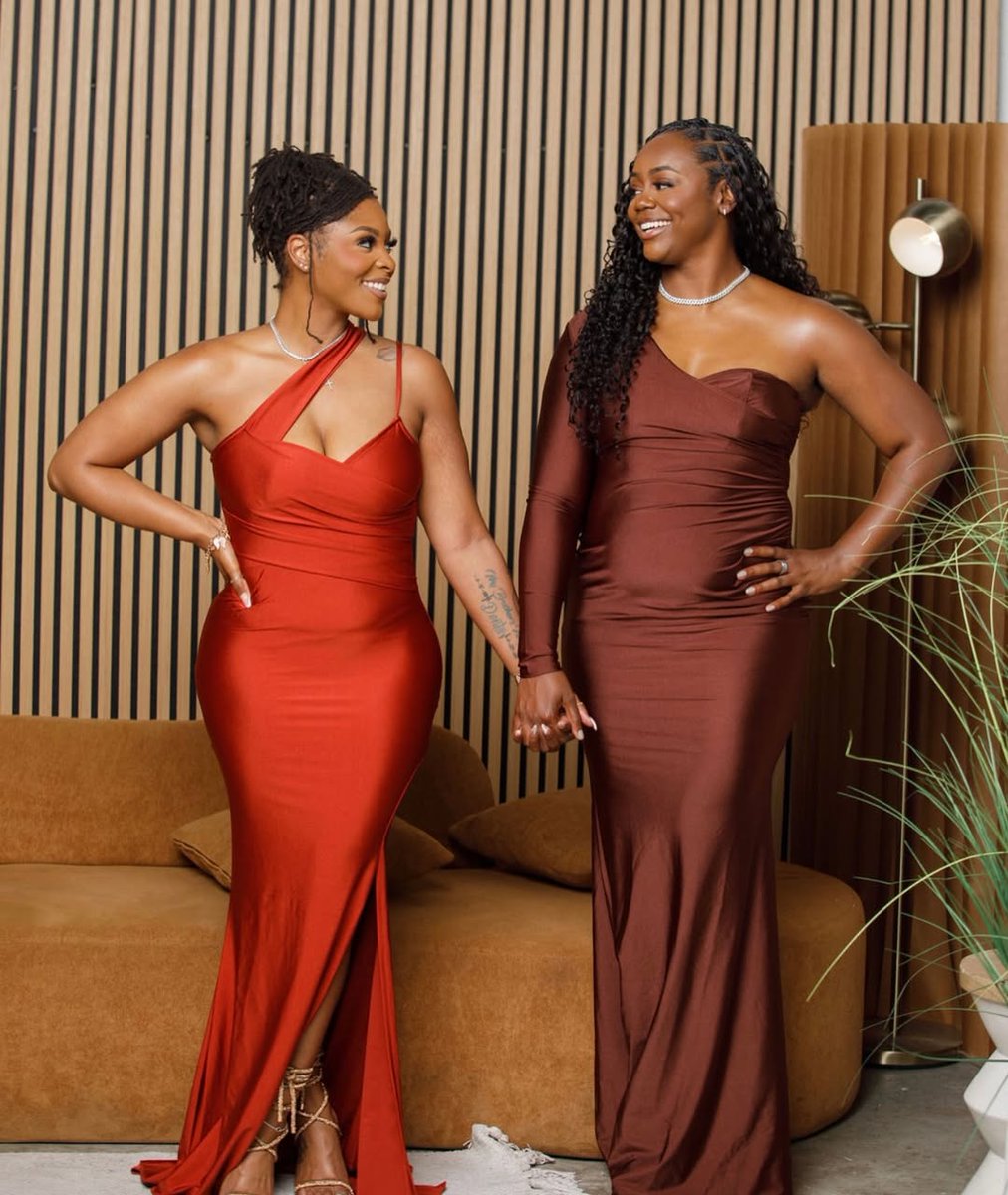 Allafricanlgbtq's tweet photo. Diamonds are forever 📷
Happy Pride Month
@breethegoat_
#HappyPrideMonth
#engayged
#lovewins https://t.co/O47YTPmKwd