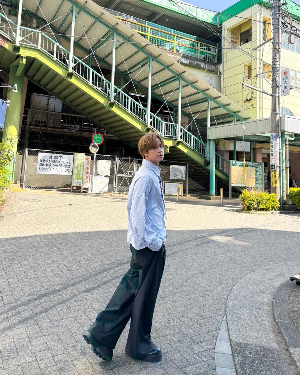 IrikiiU's tweet photo. 넷코 뮤비 촬영날 사진들 인스타 왔따!!!!!!!!😭😭😭😭😭 https://t.co/mm8UZYlsFr