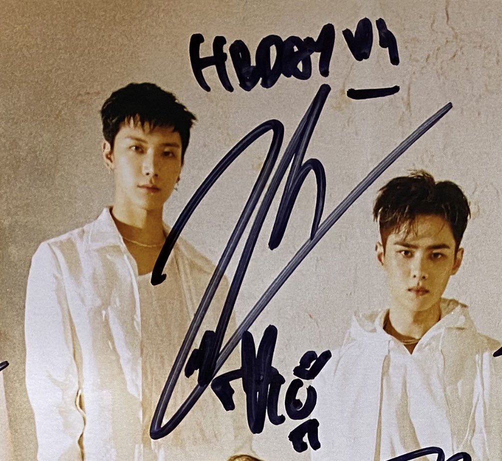 _snbth's tweet photo. ที่สุดในใจเลยคือ “TRUST URSELF U CAN DO IT" คุยเรื่องงานกับเตนล์ไปแหละ แต่ไม่คิดว่าน้องจะเขียนมาให้ด้วยทั้งๆที่ไม่ได้ขอให้เขียน เป็นสิ่งยึดเหนี่ยวจิตใจ เวลาท้อกลับมาเปิดอ่านทุกครั้ง https://t.co/HkUfngxgp4