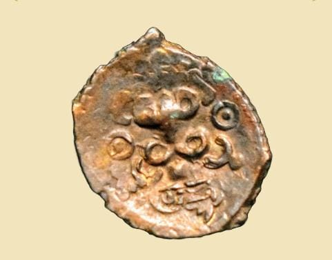 BegulaCryptoCat's tweet photo. Archaic Punch Marked Coin, Saurashtra Janapada
(450-300 BC), Silver ¼ Karshapana
Obverse: a bold Srivatsa symbol in the center, dot in a circle and taurine
Reverse: uniface, 0.89g, 12.02mm, (Rajgor Series 18), about very fine https://t.co/P6EHAd1zxW