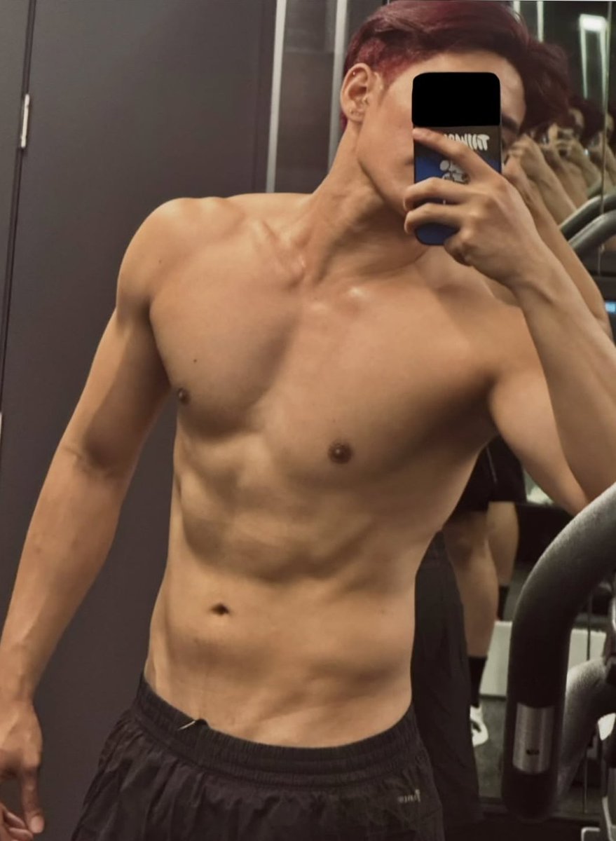 arckentect's tweet photo. wala sanang mamulis,,, pero taena ang sarap niya talaga 😭😭😭🙏🏻🙏🏻🙏🏻 https://t.co/LVH7HlurRK