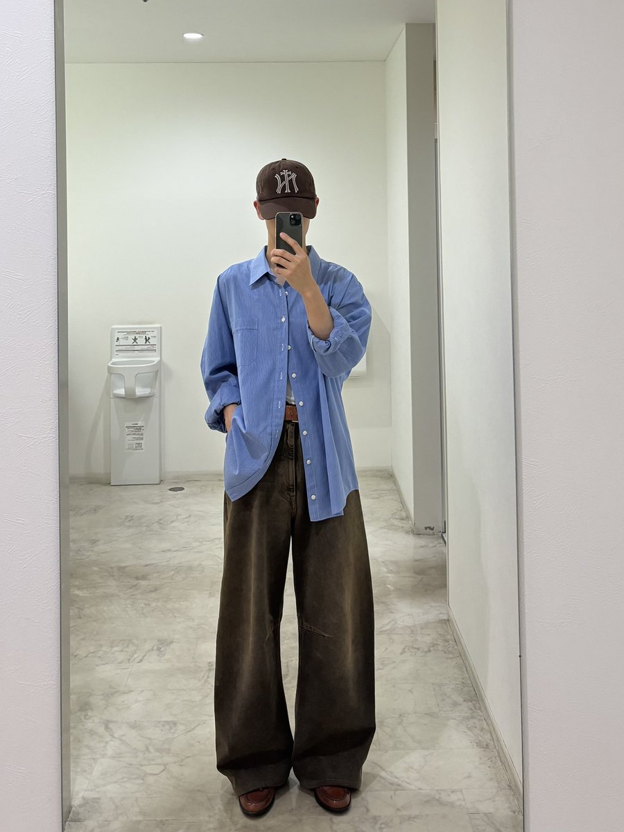 asahillyoll's tweet photo. 今日の服 https://t.co/tDGO8wh2bV