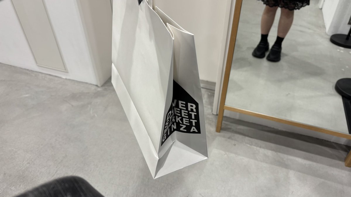 ydydsms's tweet photo. GINZA✴︎ https://t.co/kOxKvoZeJ1