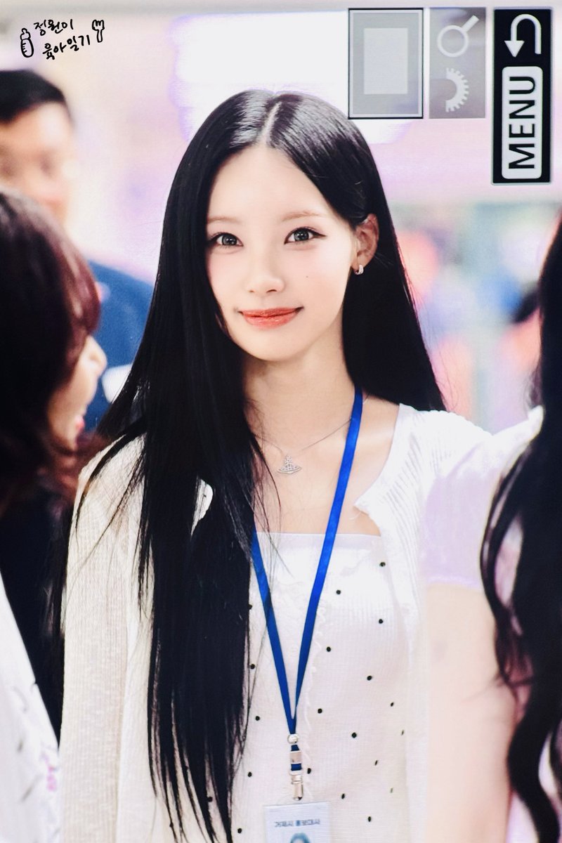 Flow_0525's tweet photo. 260605 프리뷰

거제시 홍보대사 등장

#원이 #리센느 #WONI #RESCENE https://t.co/Qw1JNSDgER