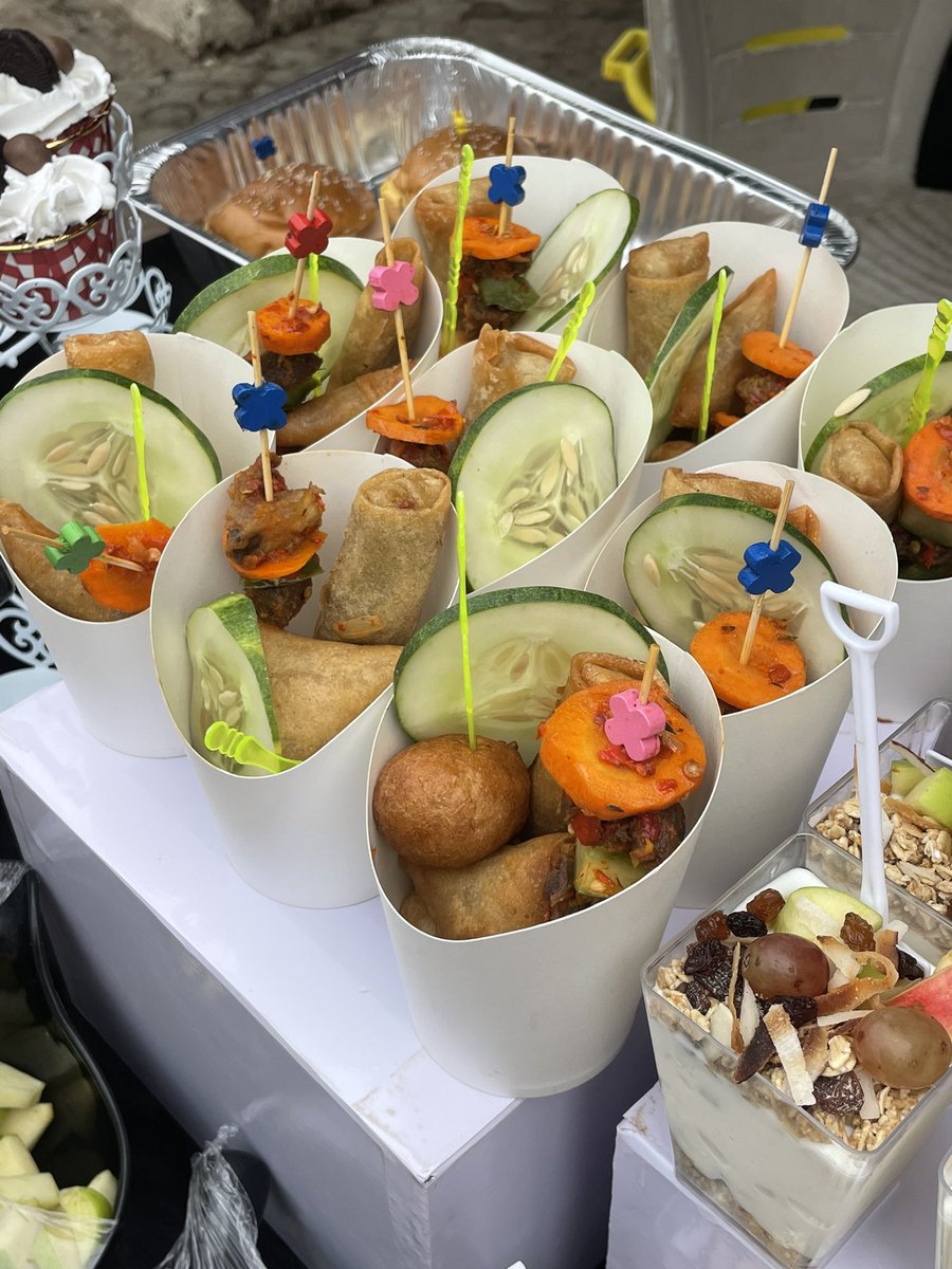 Dukesdelightful's tweet photo. This brunch spread is giving everything crunchy small chops, creamy parfaits, cheesy burgers, and so much more. And it’s just 200k
You can have this beauty for your next event  all fresh and delicious.
DM to book yours 

📍Ilorin https://t.co/JJIh9nMhfl