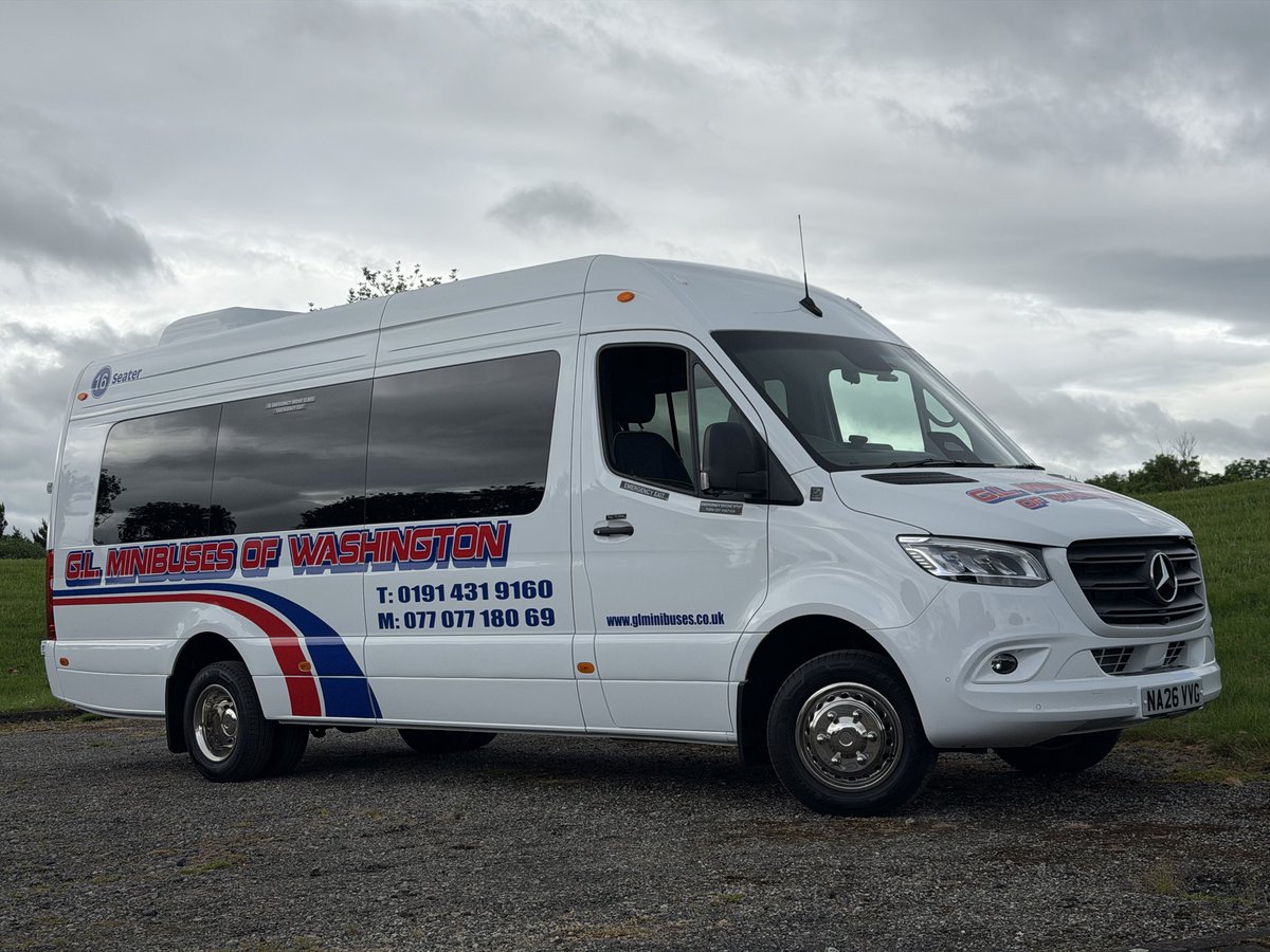 GLMinibuses's tweet photo. Our new 16 Seater executive minibus with huge luggage compartment, air conditioning, all seats with usb chargers, Apple play, leather recliner seats. Perfect for long distance travel - Business trips - airport transfers - nights out etc. #exectravel #glminibuses https://t.co/O5fVScZQbM