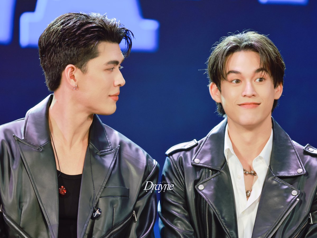JgNation2o's tweet photo. They are roughly 1.5 months apart but it's all about the aura and Gawin really looks like Joss's shy young prettiest bride 🤭

#JossGawin #จอสกวิน https://t.co/Tw94OA1S7T