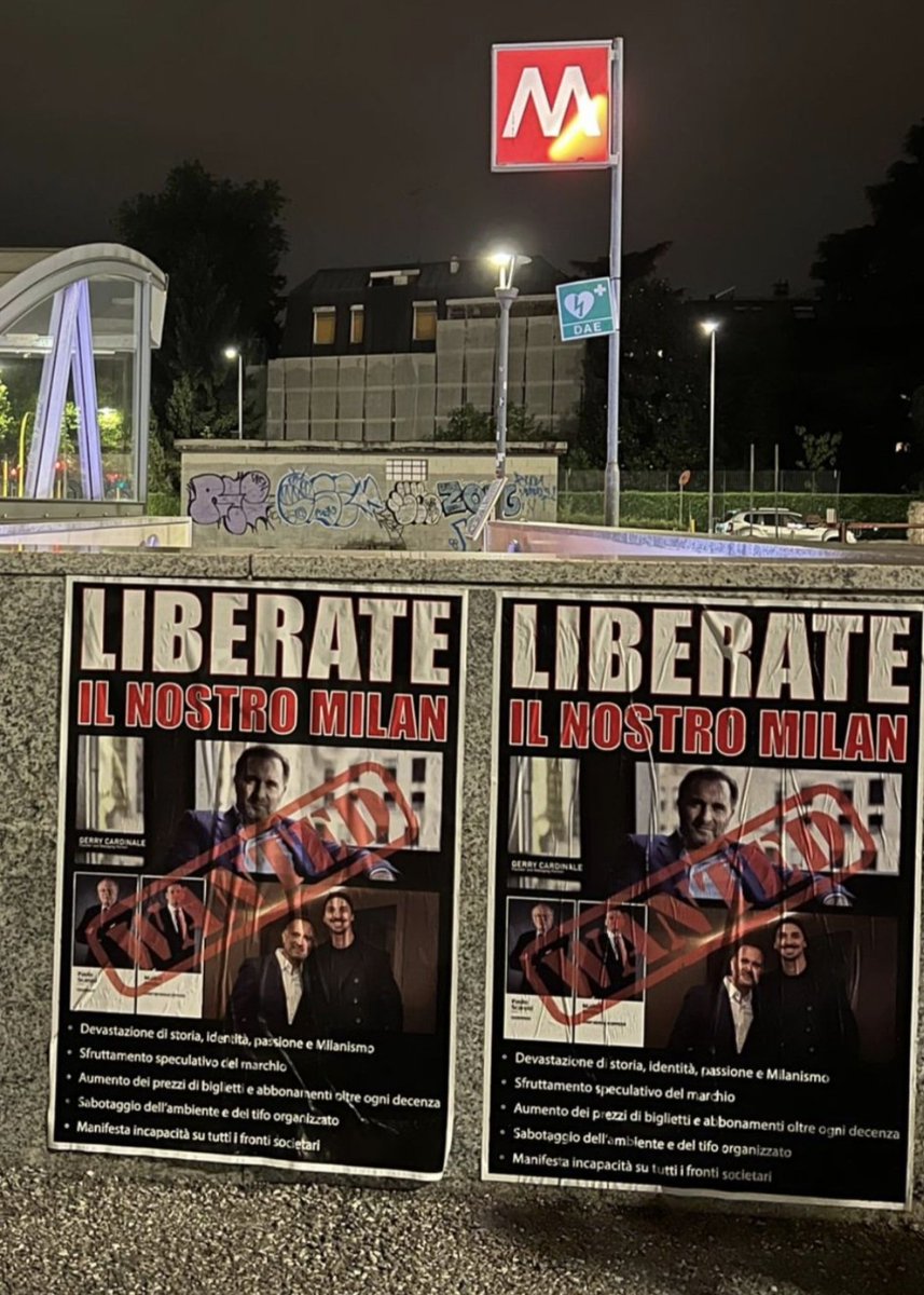 davideGra's tweet photo. #Milan by night https://t.co/9sSf1HncJD