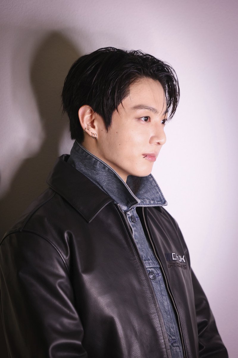SeoullySG's tweet photo. [#JUNGKOOKxCALVINKLEIN] JUNG KOOK…AND SEVENTEEN’S MINGYU just took over Calvin Klein (@CalvinKlein) Harajuku 🔥

From custom denim and leather fits to a full flagship transformation inspired by Jung Kook’s Calvin Klein world, Tokyo was the place to be. Motorcycles, signed memorabilia, iconic looks, and two K-pop powerhouses under one roof? Calvin Klein Harajuku became the hottest spot in the city.

The store’s 3rd floor takeover is open to public and continues through June 11.

📍Calvin Klein Harajuku Flagship Store
4-31-10 Jingumae, Shibuya-ku, Tokyo
🛍️ 10AM to 10:30PM daily

#CKJK #JUNGKOOKxCALVINKLEIN #JungKookForCalvinKlein #정국
#JungKook #CalvinKlein #CalvinKleinSG 
#MINGYU #민규 #세븐틴 #SEVENTEEN