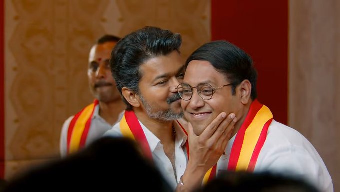 Iamrameshstr's tweet photo. எதே....சிங்கமா...இவனை ஏவி விட்டா தாங்குவீங்களா ...ரேஸ்கல்ஸ் https://t.co/ZqL9rGgjBF